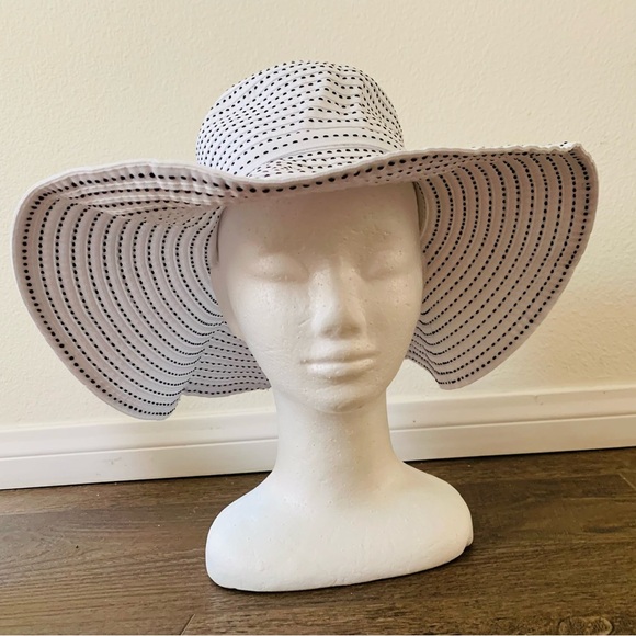 Sun hat - Picture 2 of 10